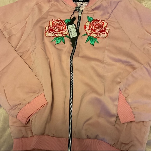 NEW Rose Embroidered Satin Bomber Jacket size medium - Picture 5 of 12